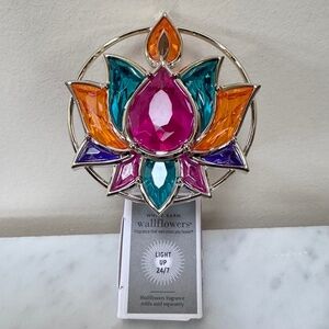 (NEW) Bath & Body Works Diwali Lotus Nightlight Wallflower Plug-In